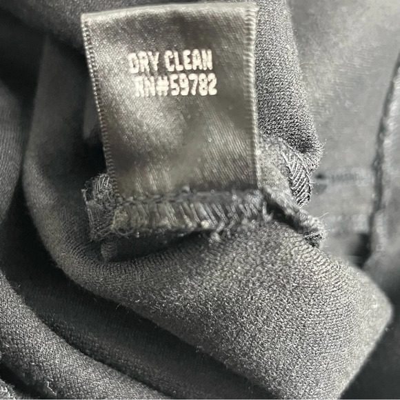 Adrianna Papell (NWT) Black and White Body Con Dress with Pockets Size 8 - Picture 10 of 10